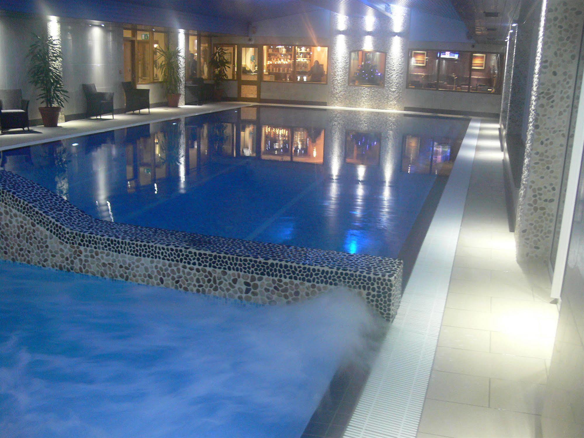 London Beach Country Hotel & Golf Club Тентерден Экстерьер фото