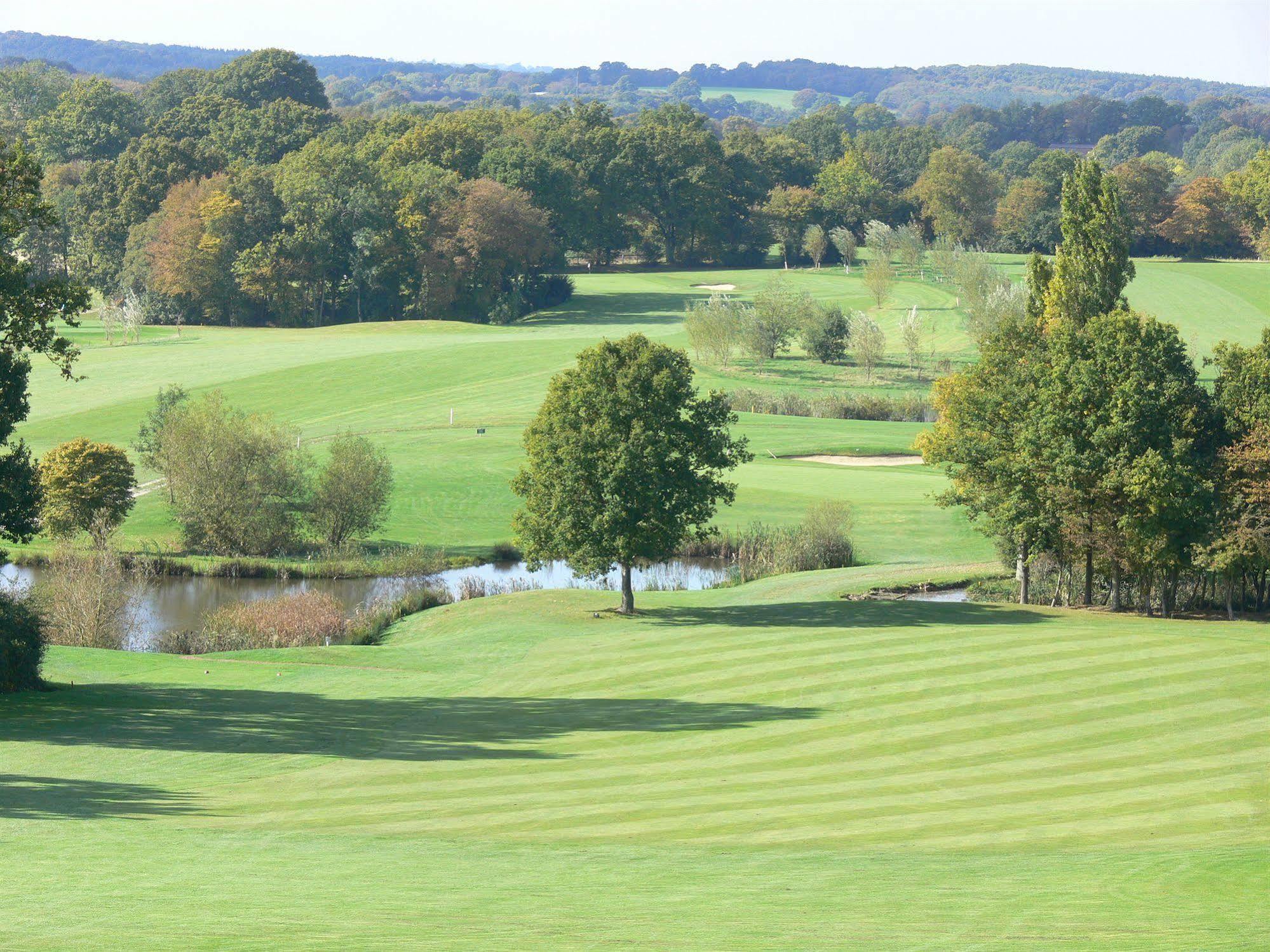 London Beach Country Hotel & Golf Club Тентерден Экстерьер фото